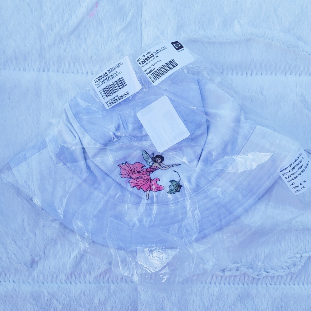 NWT By Samii Ryan Fairy Garden Bucket Hat